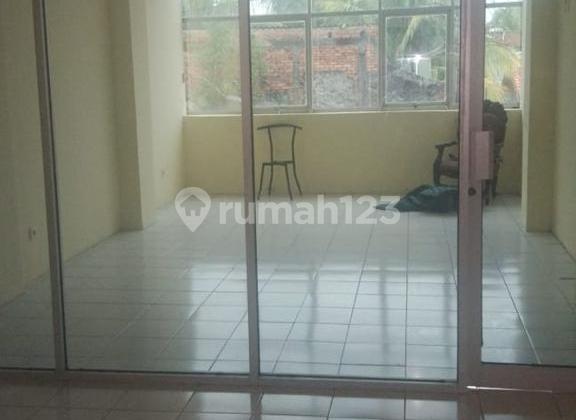 Cocok untuk Kantor, Gudang , 2 Unit Ruko di area Petamburan, Tanah Abang, Jakarta Pusat 