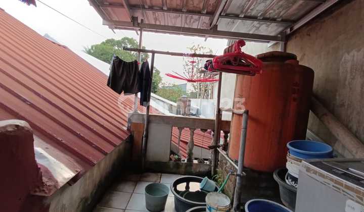 Di Jual Rumah model lama 2lt di Jl Cengkeh  Larangan Selatan Tangerang. Komp Kembang Larangan, Larangan Selatan Tangerang.  2