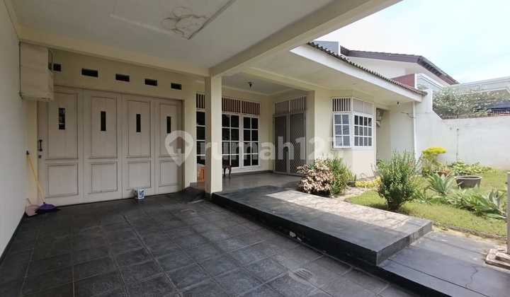 Dijual Rumah Tinggal 2 Lantai Siap Huni Lokasi Tenang Di Jl. Cendrawasih, Bintaro Sektor 1 Dijual Rumah Tinggal 2 Lantai Siap Huni Lokasi Tenang Di Jl. Cendrawasih, Bintaro Sektor 1