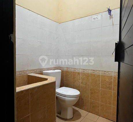 Rumah Asri di Palm Spring Regency Jambangan Surabaya 6