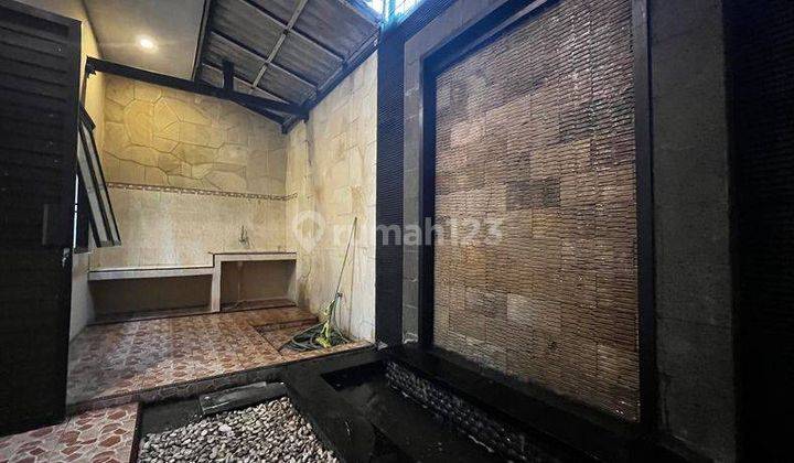 Rumah Asri di Palm Spring Regency Jambangan Surabaya 19