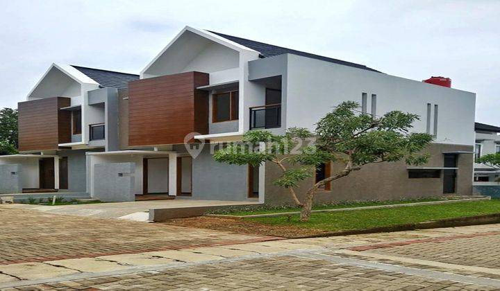 Rumah Baru 2 Lantai Parkir Luas Di Jakarta Selatan 1