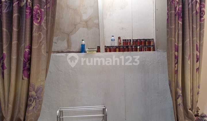 Rumah 2 Lantai Lokasi Sejuk Dan Strategis 2