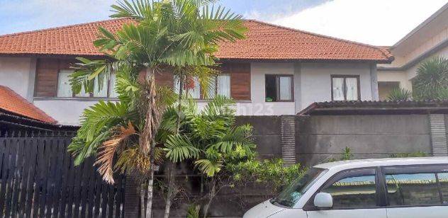 Rumah Modern 2lt di Mahendradata SHM, Jl.Utama Mahendradatta Denpasar Barat - Bali 1