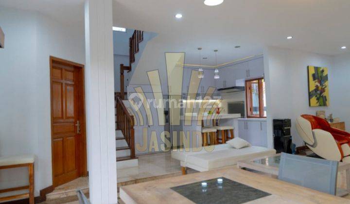 Dijual Villla Luxury Sangat Terawat Umalas Kerobokan, Bali 2