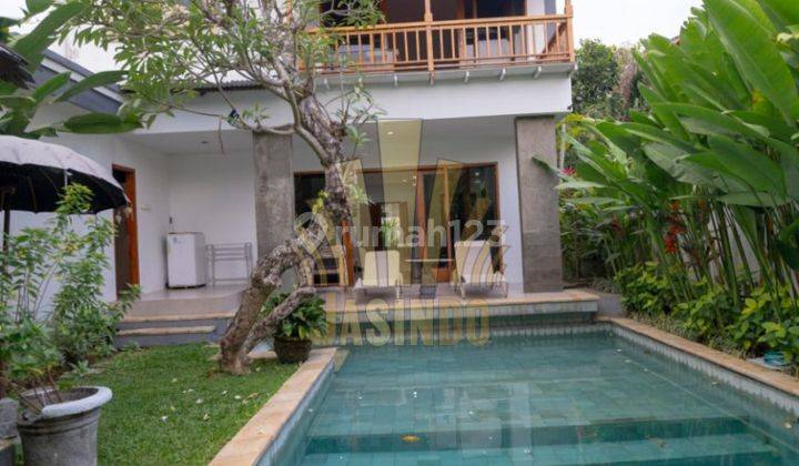 Dijual Villla Luxury Sangat Terawat Umalas Kerobokan, Bali 1