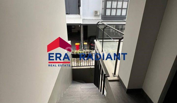 Dijual Rumah Minimalis Modern di Cilandak 2