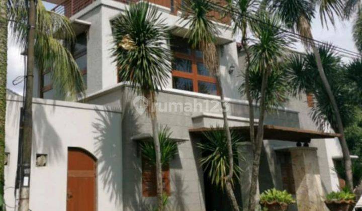 Rumah 2 lntai Gaya Resort villa di sektor 7 Bintaro Jaya 1