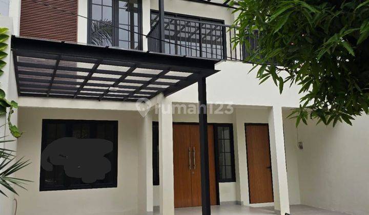 Graha Raya rumah baru 2 1/2 lntai cantik modern looking di Graha Raya 1