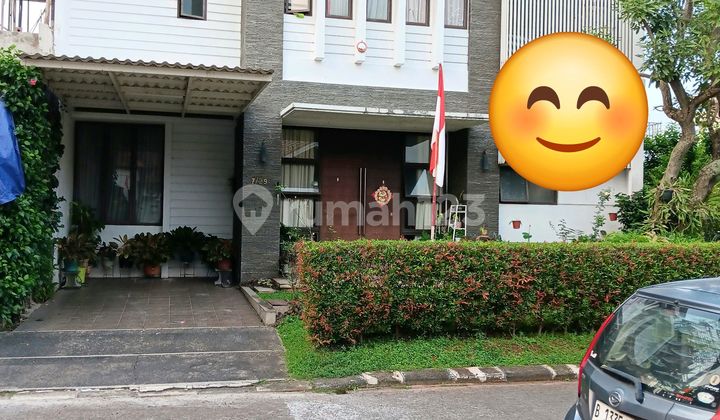 Corner House with Spacious Garden in Alam Sutera, Early Phase, Freehold Title. 2