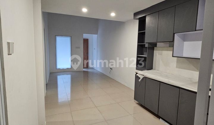 Rumah 2 Lantai Modern Balcony Glass House di Permata Bintaro Jaya