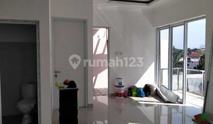 Rumah 3 Lantai Baru Siap Huni di Jatibening Cluster 7