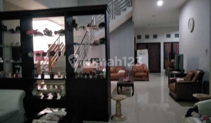 Rumah Murah 2 Lantai di Harapan Indah Bekasi 2