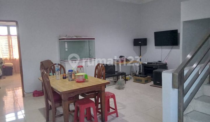 Strategic House in Poris Indah Tangerang 2