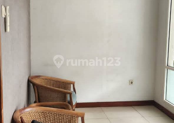 For Rent: 3.5-Story Shop House in Pondok Indah, South Jakarta