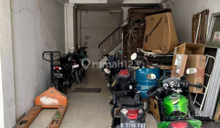 Ruko 3 Lantai Hadap Selatan Di Taman Palem Cengkareng Jkt Barat 2