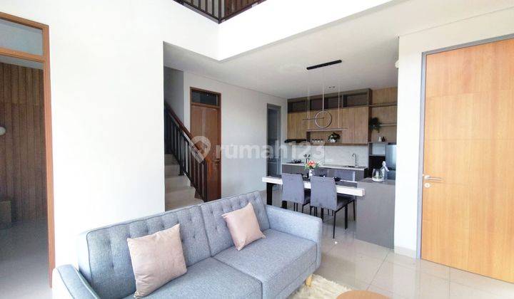 Rumah modern 2 lantai di dekat Univ UNPAD, ITB  2