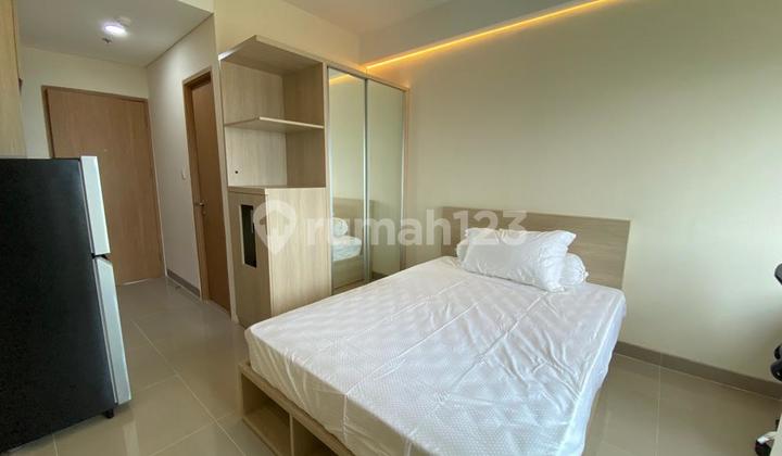 Studio Apartment Fully Furnished at B Residence BSD