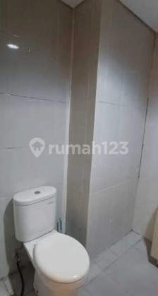 Low-floor furnished apartment in Casa De Parco BSD.