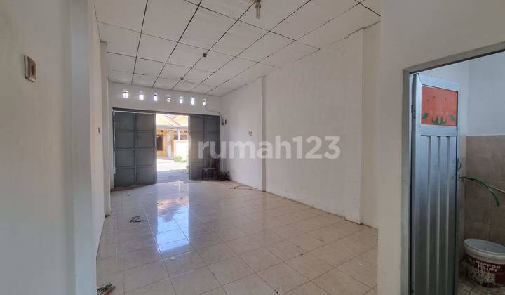 Affordable Kiosk Rental in Jatiasih, Flood-Free 1