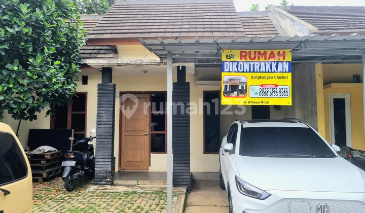 Cluster House at Jatiasih Toll Roundabout, 3 Bedrooms/1 Kitchen