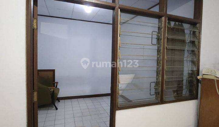 Rumah Lokasi Strategis di Puri Indah, Jakarta Barat 2