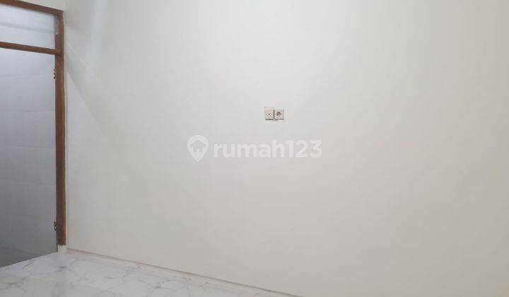 Rumah Premium Baru 5 Menit Ugm, SHM Siap Balik Nama