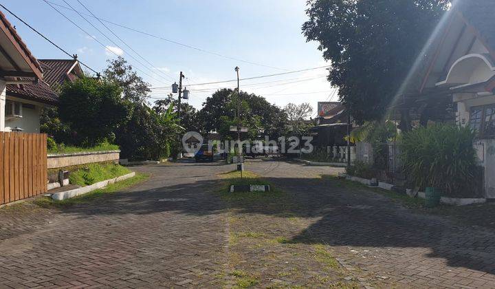 Lingkungan Perumahan Elit, Rumah Siap Huni Dekat Ugm 2