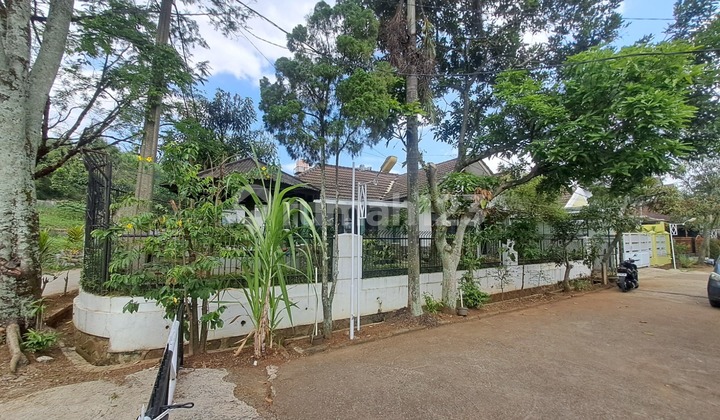 House Below Market Price, Ready to Live In, Just Bring Your Suitcase, Strategic Location in Arcamanik 2