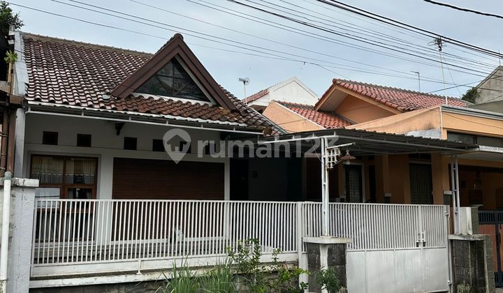 Jarang Ada Rumah 1 Menit Ke Pasteur Harga Murah Bandung Kota SHM Jarang Ada Rumah 1 Menit Ke Pasteur Harga Murah Bandung Kota SHM