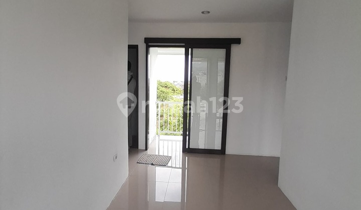 Rumah Mewah Murah Dalam Komplek One Gate System di Bojong Koneng Cikutra SHM 2