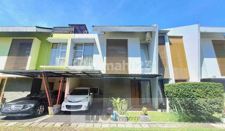 Rumah Dalam Cluster One Gate System Cigadung Murah Siap Huni SHM 1