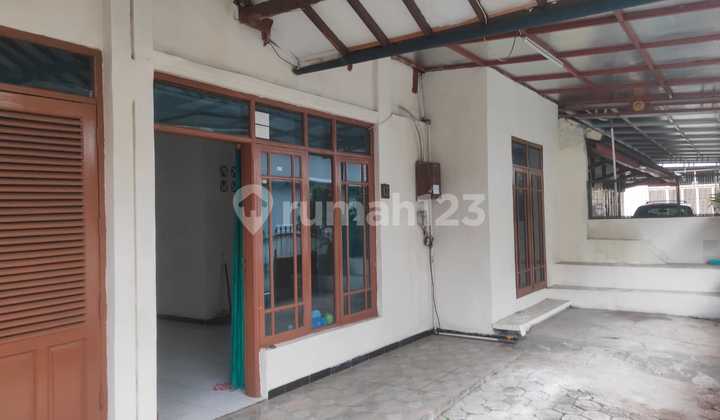 For Sale Ready-to-Occupy House Buah Batu Bandung City 2