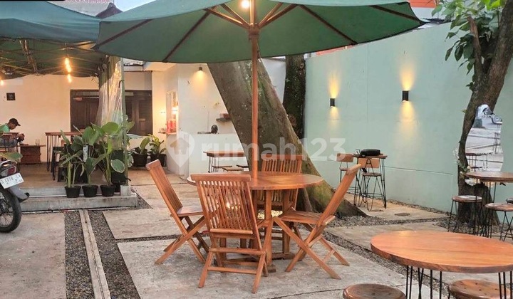 Rumah Mainroad Komersil Strategis Di Jl Riau Bandung Kota SHM Rumah Mainroad Komersil Strategis Di Jl Riau Bandung Kota SHM