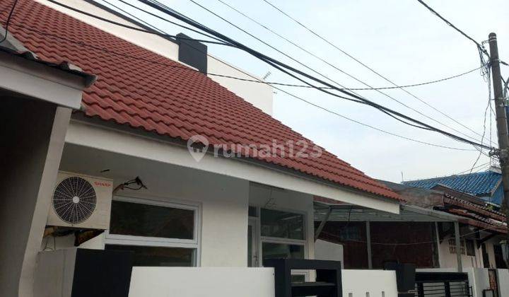 Rumah Minimalis Dekat Tol di Bintara Jaya 3