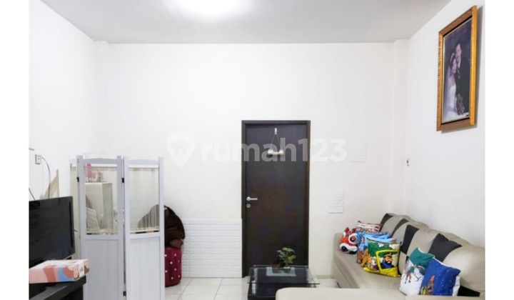 For Sale 3-Story Shop House Taman Surya Very Strategic Location Opposite Laris Market 2