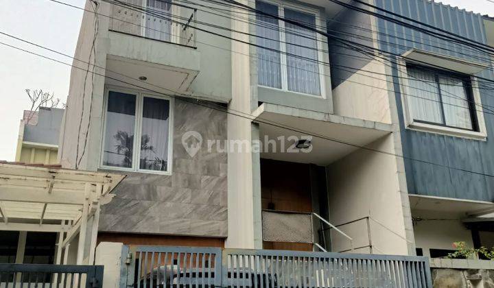 Rumah 3 Lantai Jual Cepat Dekat Pondok Indah Mall Di Pondok Indah 1