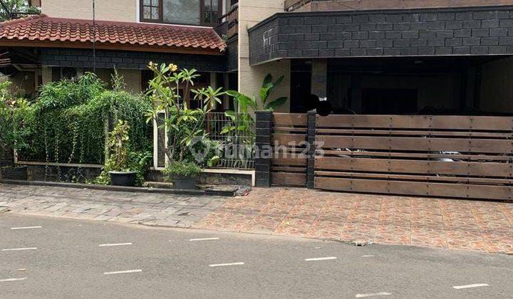 Rumah 2 Lantai Siap Huni Dalam Kompleks Di Tanjung Barat Jaksel 1