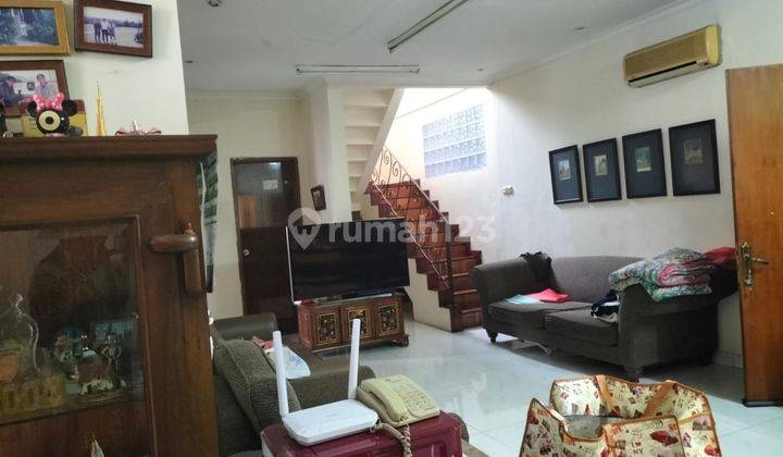 Dijual Cepat Rumah di Patal Senayan dekat Plaza Senayan 5
