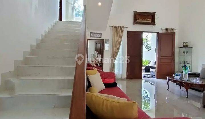 Rumah Bagus Jual Cepat di Bsd tangerang Selatan 2