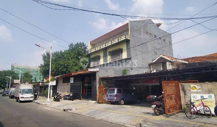 Rumah usaha strategis pinggir jalan raya di grogol jakarta barat 2