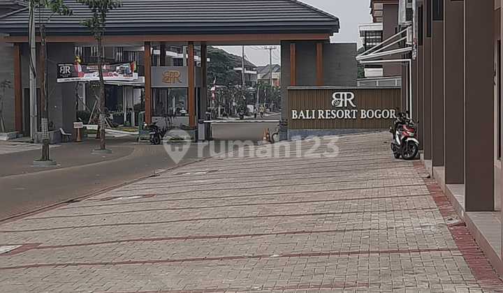 Ready-to-Live-In Shophouse in Bali Resort Bogor Housing 2