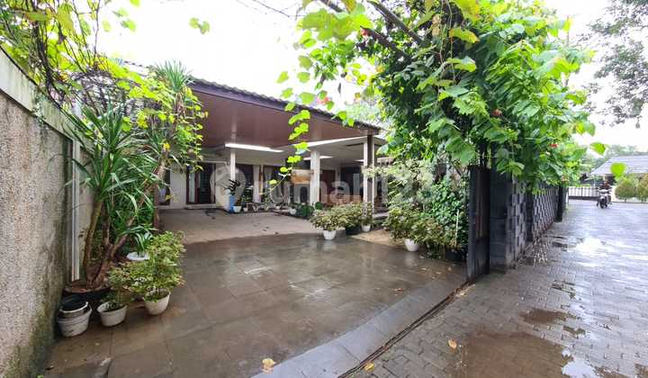 Quick Sale House Near MRT Lebak Bulus South Jakarta