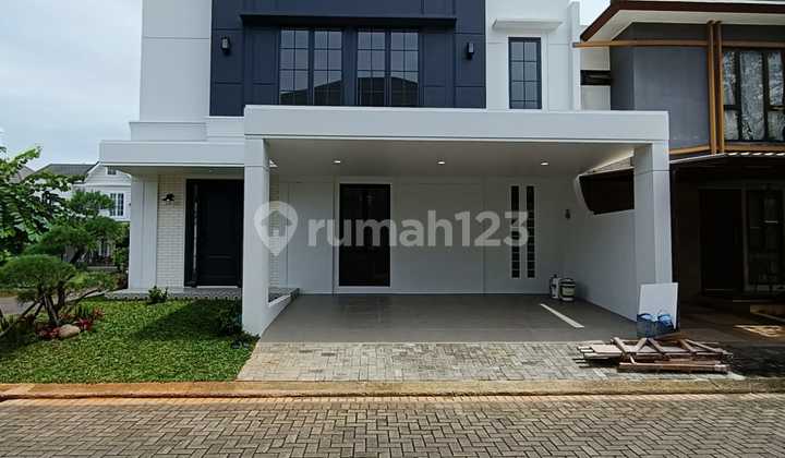 Rumah Brand New Modern Klasik Posisi Hook di Nusa Loka BSD