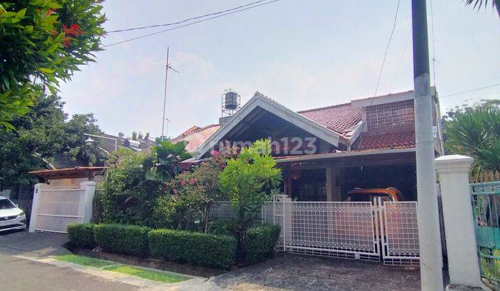 Rumah Lingkungan Asri Dan Nyaman di Jl Delman Tanah Kusir 2