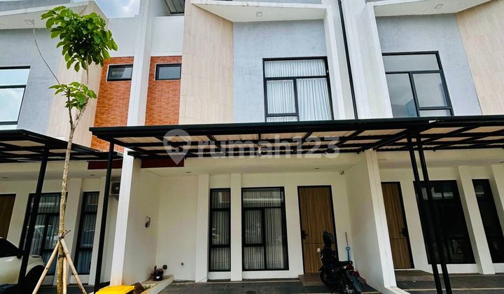 Rumah 2,5 Lantai Dalam Cluster Nempel Bintaro Sektor 9