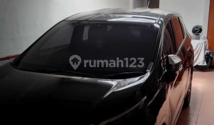 Quick Sale House Hook Position in Mampang Prapatan, South Jakarta 2