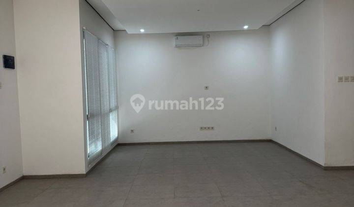 Rumah 1 Lantai Baru Direnovasi di Sektor 1 Bintaro  1