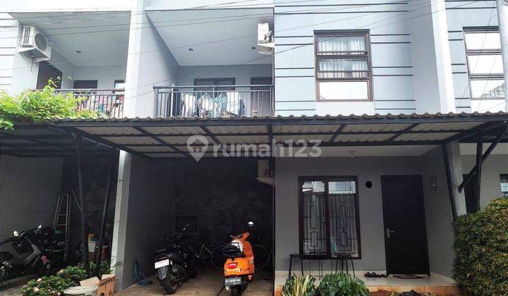 Rumah Furnished Dalam Cluster Dekat Stasiun Sudimara Di Bintaro 1