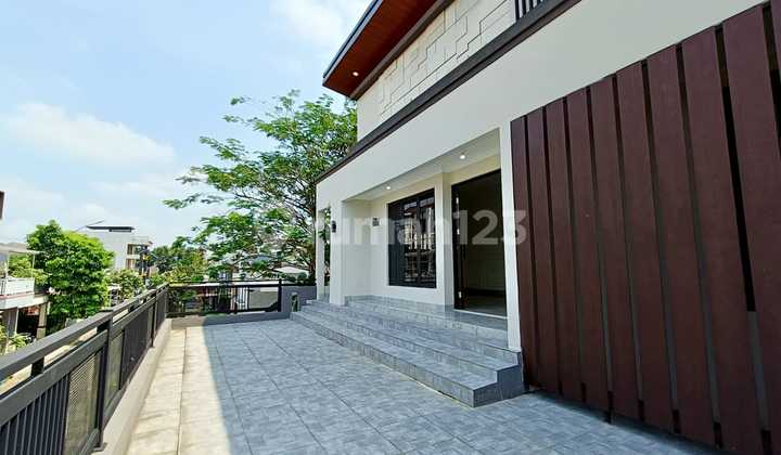 Affordable Ready-to-Live House Near Serpong Toll Road in The Icon BSD Affordable Ready-to-Live House Near Serpong Toll Road in The Icon BSD